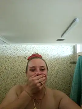 Snapshot of Off_the_Lesh chatting on December 22, 2025, 8:06 pm Off the Lesh online show from December 22, 2025, 8:06 pm