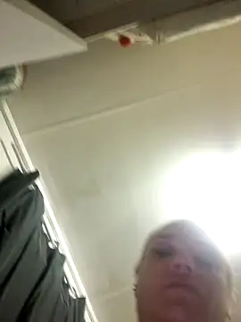 Snapshot of Off_the_Lesh chatting on February 13, 2026, 10:50 pm Off the Lesh online show from February 13, 2026, 10:50 pm