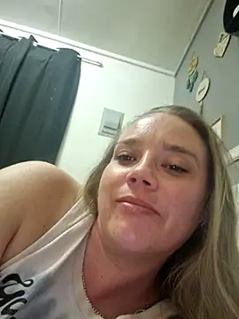 Snapshot of Off_the_Lesh chatting on March 7, 2026, 1:52 pm Off the Lesh online show from March 7, 2026, 1:52 pm