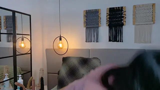 Sweet camille online show from May 4, 2026, 2:18 am