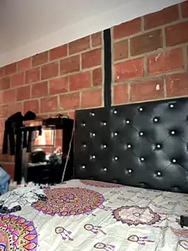 Snapshot of FitnessdollTS chatting on November 20, 2025, 3:01 pm FitnessdollTS online show from November 20, 2025, 3:01 pm