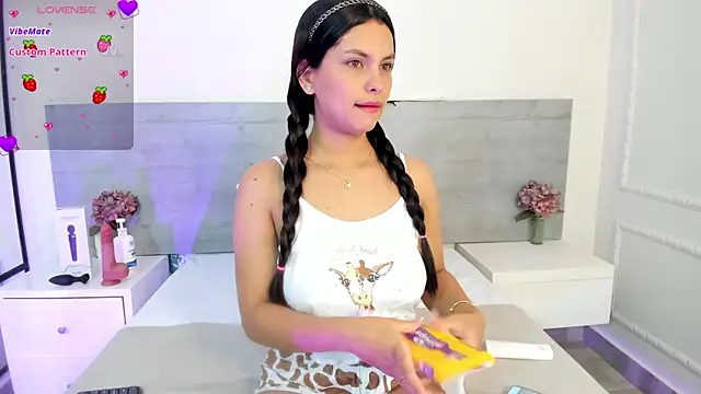 Snapshot of DulceColeman chatting on May 30, 2026, 11:40 am DulceColeman online show from May 30, 2026, 11:40 am