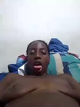 Snapshot of spicycouplex chatting on September 20, 2025, 4:13 am spicycouplex online show from September 20, 2025, 4:13 am