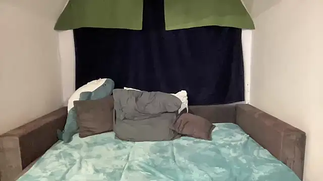 Snapshot of Nick_Win chatting on December 17, 2024, 11:17 am Nick Win online show from December 17, 2024, 11:17 am