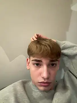 Snapshot of Nick_Win chatting on December 20, 2024, 2:27 pm Nick Win online show from December 20, 2024, 2:27 pm