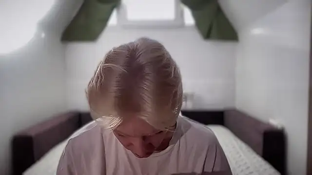 Snapshot of Nick_Win chatting on January 15, 2025, 7:26 am Nick Win online show from January 15, 2025, 7:26 am