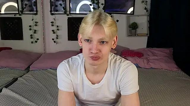 Snapshot of Nick_Win chatting on January 29, 2025, 10:37 am Nick Win online show from January 29, 2025, 10:37 am