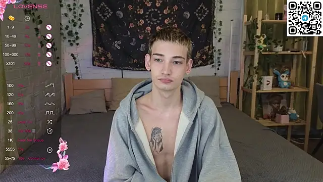 Snapshot of Nick_Win chatting on November 7, 2025, 11:27 pm Nick Win online show from November 7, 2025, 11:27 pm