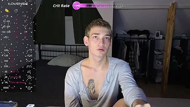 Snapshot of Nick_Win chatting on November 23, 2025, 7:13 pm Nick Win online show from November 23, 2025, 7:13 pm