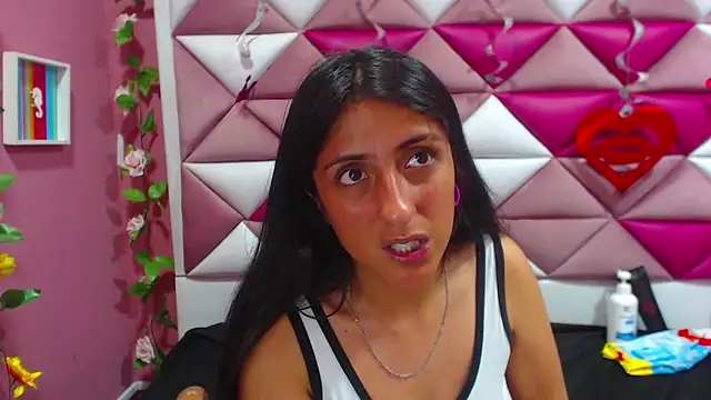 Snapshot of Cameron_cutte chatting on March 1, 2025, 5:52 am Cameron cutte online show from March 1, 2025, 5:52 am