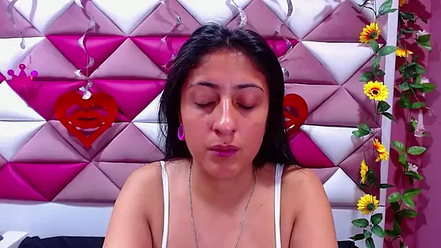 Snapshot of Cameron_cutte chatting on March 11, 2025, 6:21 am Cameron cutte online show from March 11, 2025, 6:21 am