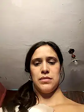 Catalinacandela online show from November 23, 2025, 1:44 pm