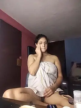 Catalinacandela online show from April 30, 2026, 6:25 pm