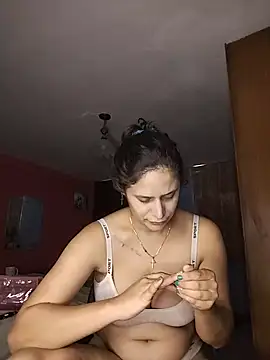 Catalinacandela online show from July 29, 2026, 12:14 pm