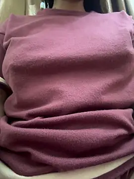 Snapshot of Indian_model9 chatting on December 13, 2025, 7:53 pm Indian model9 online show from December 13, 2025, 7:53 pm