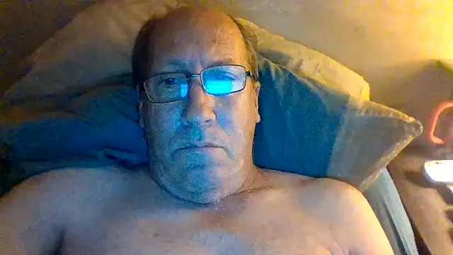 hornyrich69 online show from April 24, 2026, 5:10 am