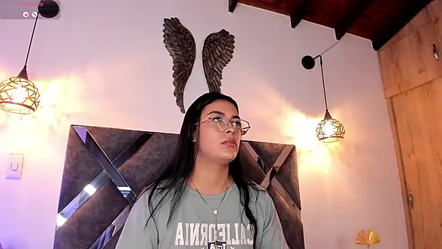 Snapshot of Bianca_zaens2 chatting on September 11, 2025, 12:05 pm Bianca zaens2 online show from September 11, 2025, 12:05 pm