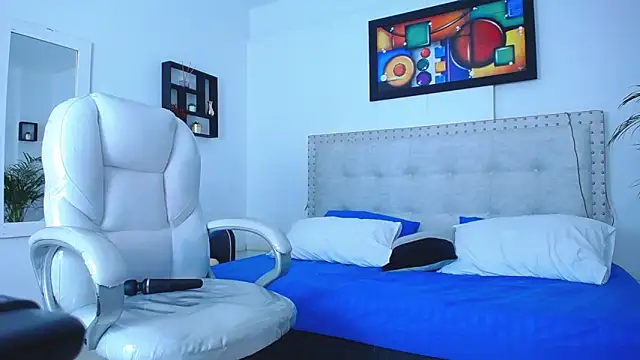 Chiqui milk  online show from February 28, 2025, 5:26 am