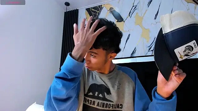 dikey 62 online show from February 6, 2025, 8:23 pm