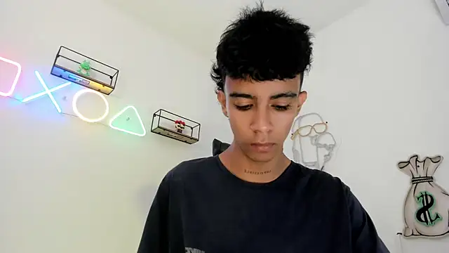 dikey 62 online show from February 10, 2025, 7:28 pm