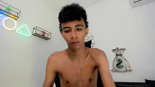 dikey 62 online show from February 10, 2025, 10:30 pm