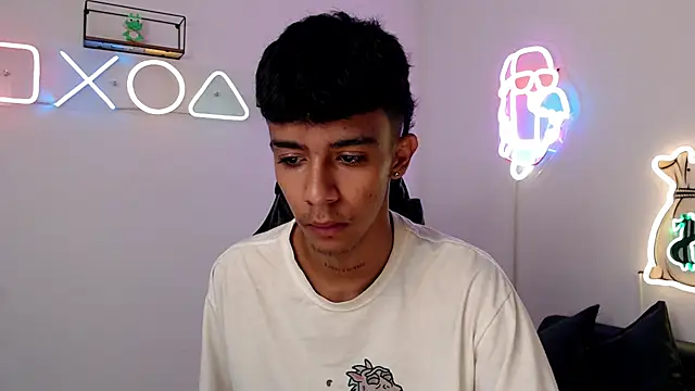 dikey 62 online show from February 24, 2025, 8:03 pm