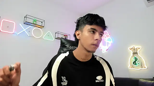 dikey 62 online show from March 10, 2025, 11:27 pm