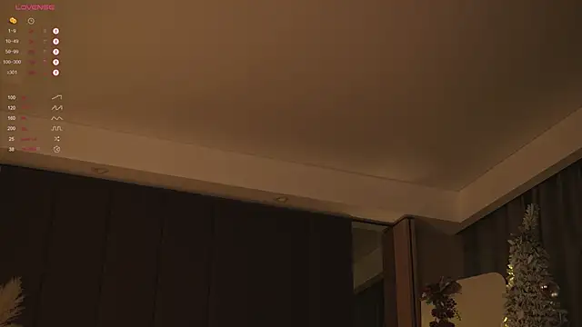 LinaKinky online show from January 4, 2025, 3:17 pm