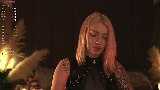 LinaKinky online show from January 25, 2025, 2:36 pm