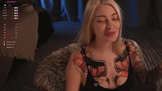 LinaKinky online show from March 12, 2025, 4:56 pm