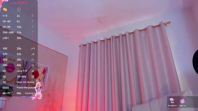 Snapshot of SkiinnyAna chatting on February 22, 2025, 9:26 pm SkiinnyAna online show from February 22, 2025, 9:26 pm