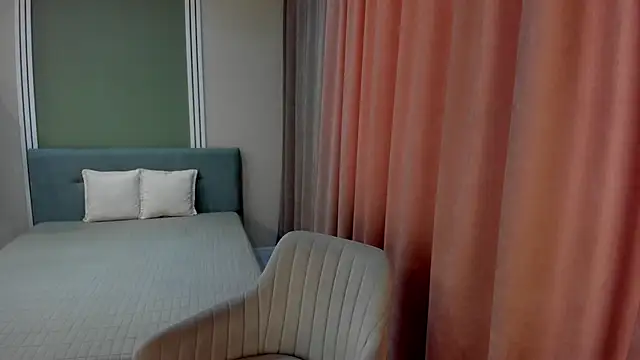 Snapshot of Amanda_Goodwin_ chatting on August 2, 2026, 3:32 pm Amanda Goodwin online show from August 2, 2026, 3:32 pm