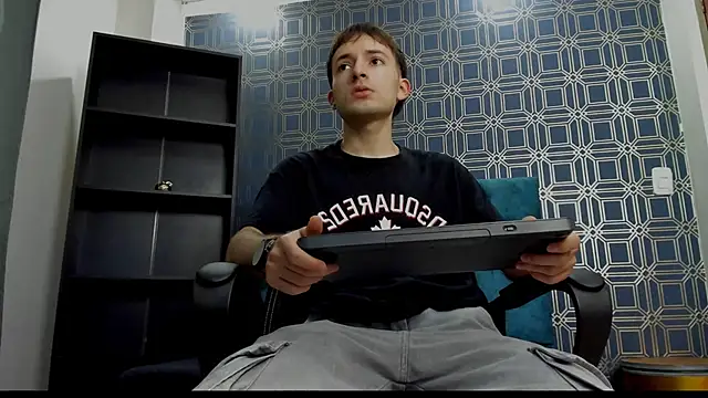 bower and colucci online show from February 8, 2025, 5:18 pm