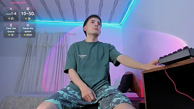 bower and colucci online show from March 16, 2025, 1:38 am