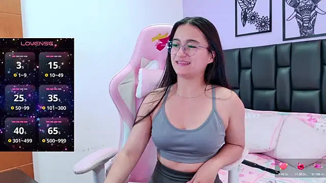 im-eliza online show from February 22, 2025, 11:46 am