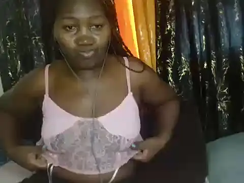 Snapshot of Sexxy_pretty24 chatting on May 25, 2026, 9:37 am Sexxy pretty24 online show from May 25, 2026, 9:37 am