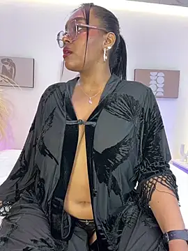 Esmeralda Duarte online show from April 30, 2026, 4:19 am