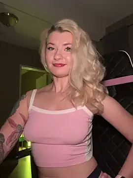 Snapshot of Anour_amour chatting on January 12, 2025, 2:45 am Anour amour online show from January 12, 2025, 2:45 am