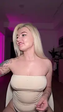 Snapshot of Anour_amour chatting on April 29, 2026, 1:32 am Anour amour online show from April 29, 2026, 1:32 am