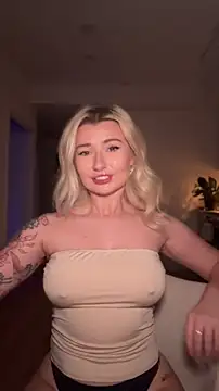 Snapshot of Anour_amour chatting on June 17, 2026, 1:41 am Anour amour online show from June 17, 2026, 1:41 am
