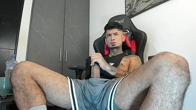 Snapshot of sergiio_mesa27 chatting on September 30, 2025, 2:00 pm sergiio mesa27 online show from September 30, 2025, 2:00 pm