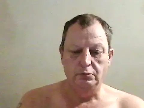 Snapshot of chubbybear2cum chatting on December 4, 2024, 3:59 am chubbybear2cum online show from December 4, 2024, 3:59 am