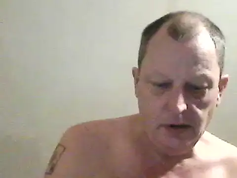 Snapshot of chubbybear2cum chatting on December 28, 2024, 5:02 am chubbybear2cum online show from December 28, 2024, 5:02 am