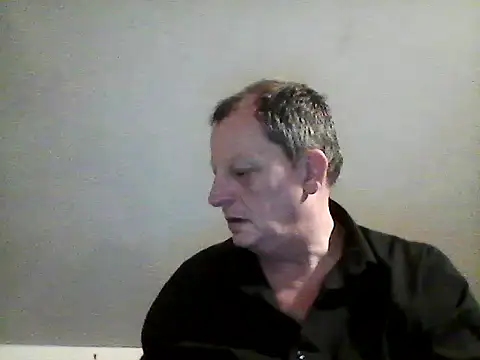 Snapshot of chubbybear2cum chatting on February 4, 2025, 8:17 pm chubbybear2cum online show from February 4, 2025, 8:17 pm