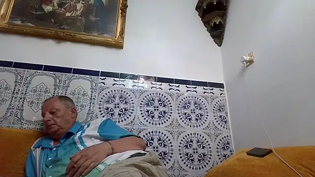 chubbybear2cum online show from July 2, 2026, 1:05 am