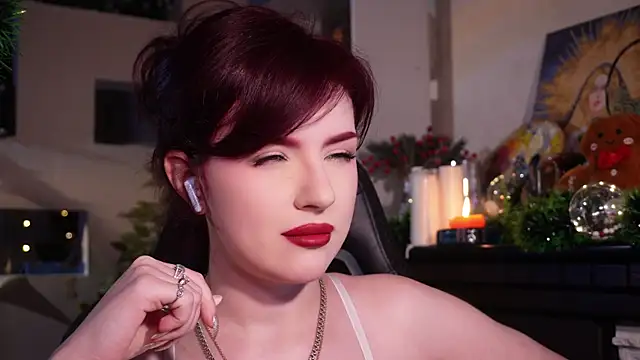 Chriss Fox online show from December 13, 2025, 7:53 pm