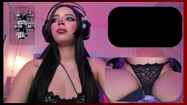 Snapshot of SweetieCloe_ chatting on June 4, 2026, 9:32 pm SweetieCloe online show from June 4, 2026, 9:32 pm