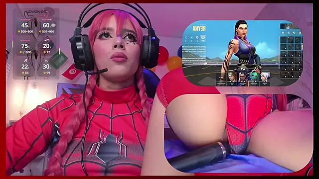 Snapshot of SweetieCloe_ chatting on June 13, 2026, 9:13 pm SweetieCloe online show from June 13, 2026, 9:13 pm