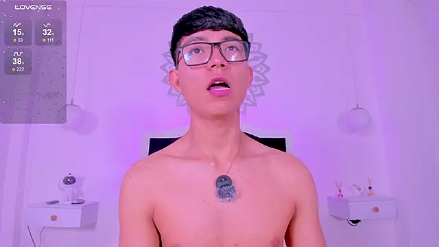 CodyTwink online show from February 2, 2026, 4:38 pm