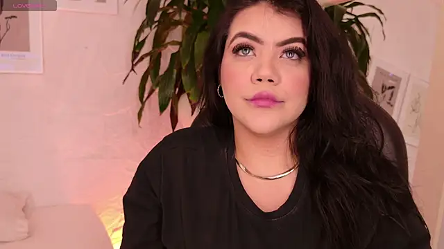 Harmonybabe  online show from October 2, 2025, 1:29 pm